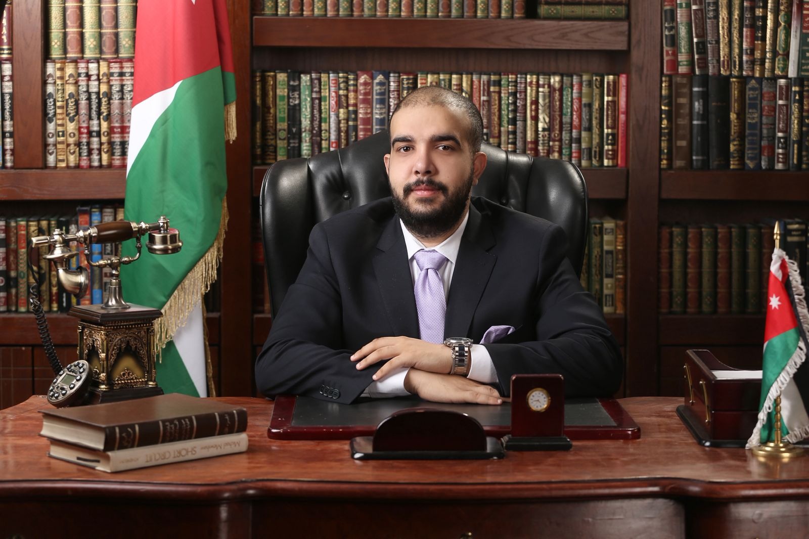 الطراونة يكتب : الحسم من أجر العامل بين الجواز والتعسف