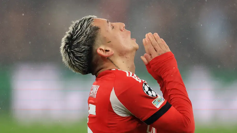 "تكذيب صريح لمبابي" ..  تحرك عاجل من بنفيكا لإثبات براءة لاعبه