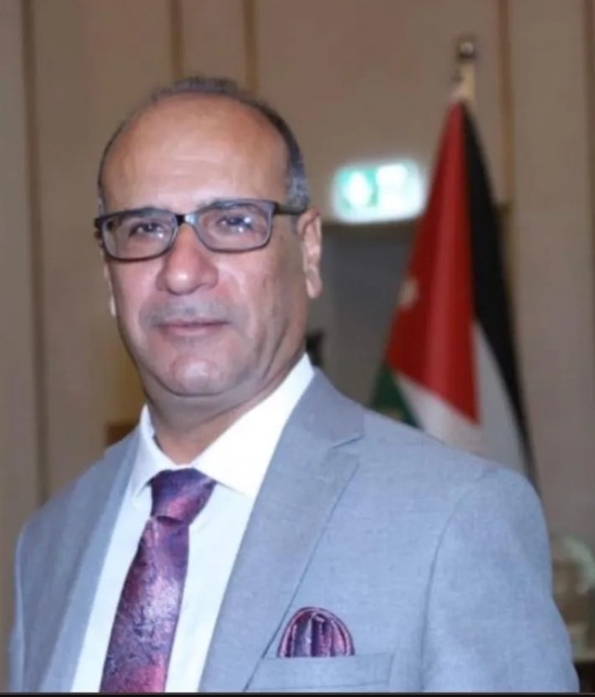 الحنيطي: استهداف إيران لدول عربية يوسع دائرة الصراع ويكسبها عداءً دولياً