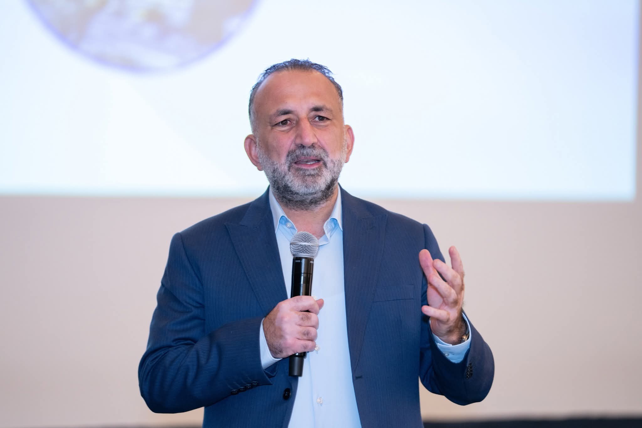 "بشار الحوامدة" يعلن استقالته من حزب "مسار"