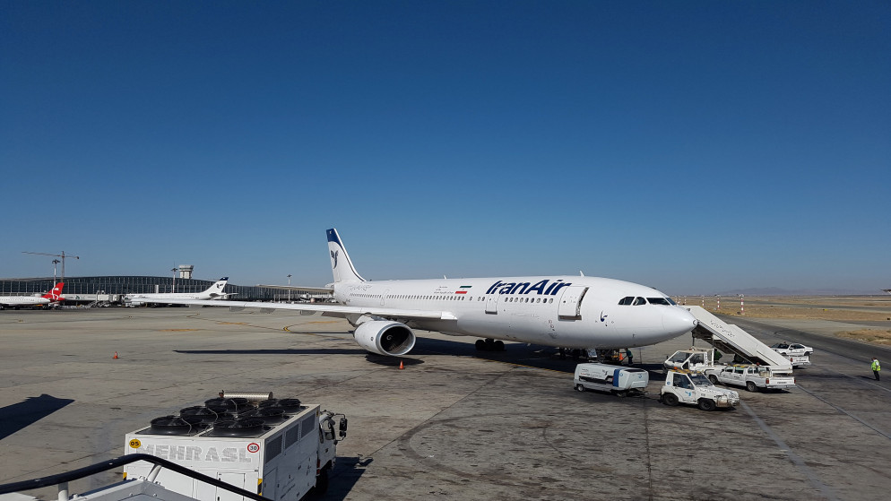 إعادة فتح جزء من المجال الجوي الإيراني