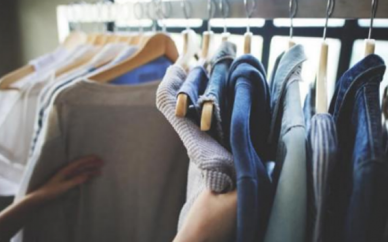 "تجارة عمان": أسعار الملابس والأحذية لم تتأثر ومستقرة رغم التوترات الإقليمية