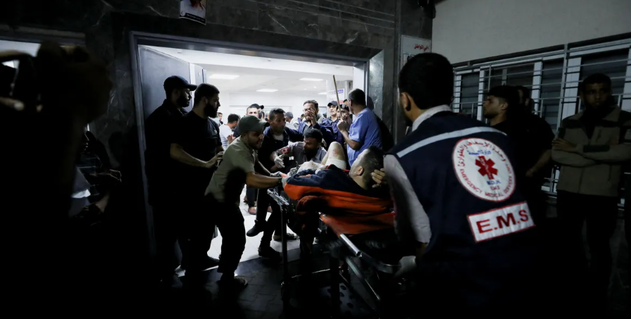 في المعمداني ..  "إسرائيل" تمنحك 15 دقيقة للهروب من صواريخ الموت