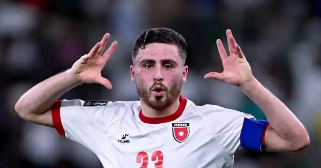 علي العزايزة يرفض تمثيل المنتخب الإماراتي