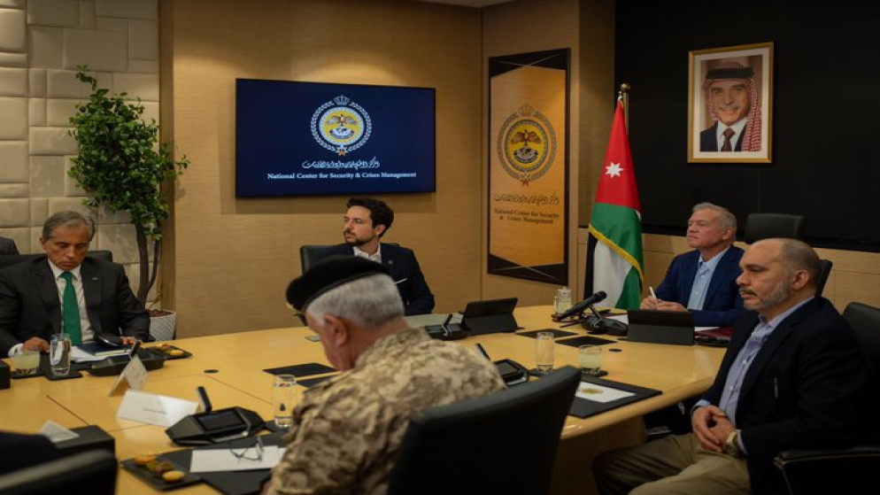 الملك يترأس اجتماعا في المركز الوطني للأمن وإدارة الأزمات