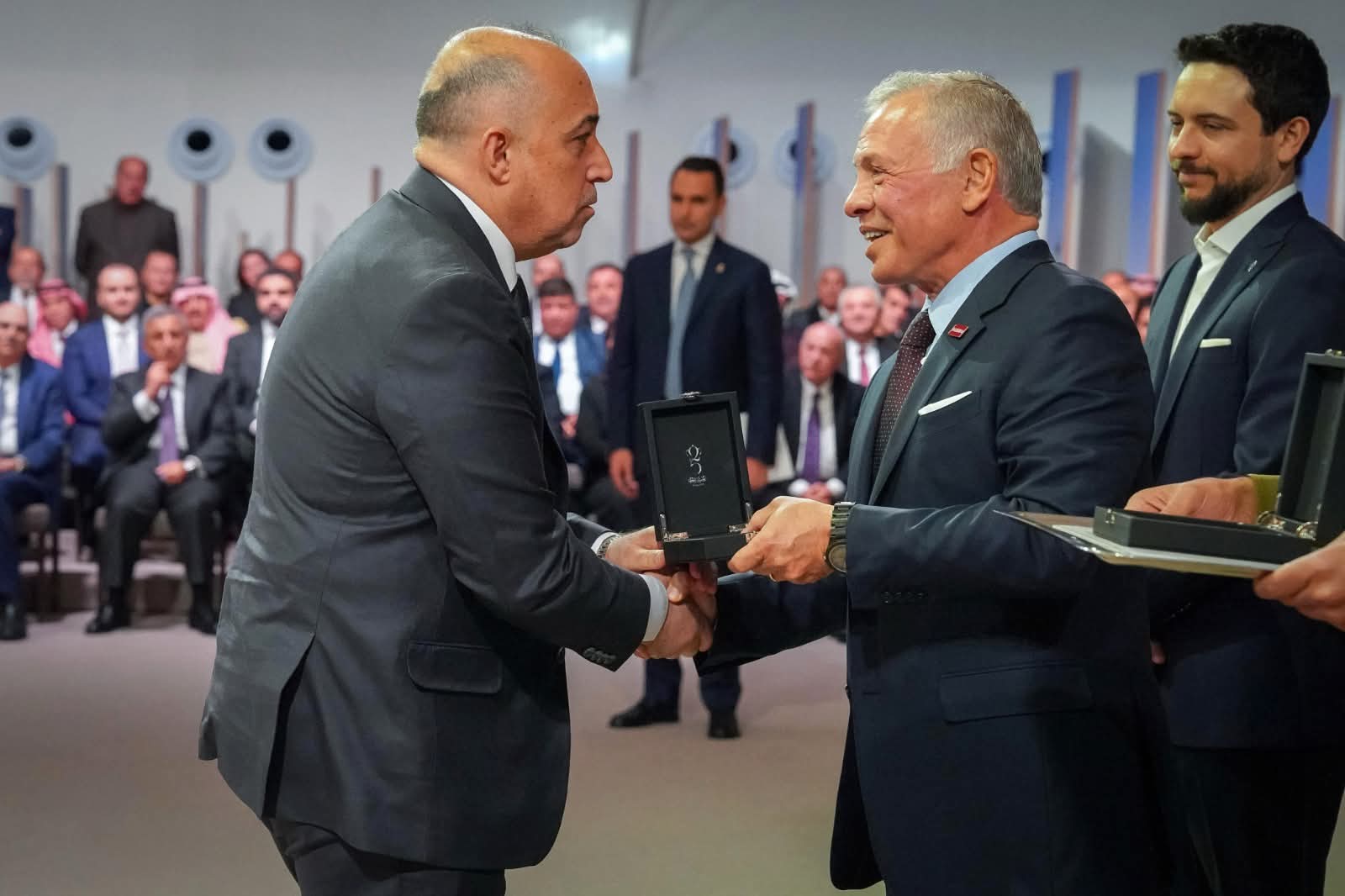 الدكتور هيثم أبو خديجة … عقلٌ يصنع الفارق حين يصبح الاستثمار رؤية، والتعليم رسالة، والقيادة فعلًا 