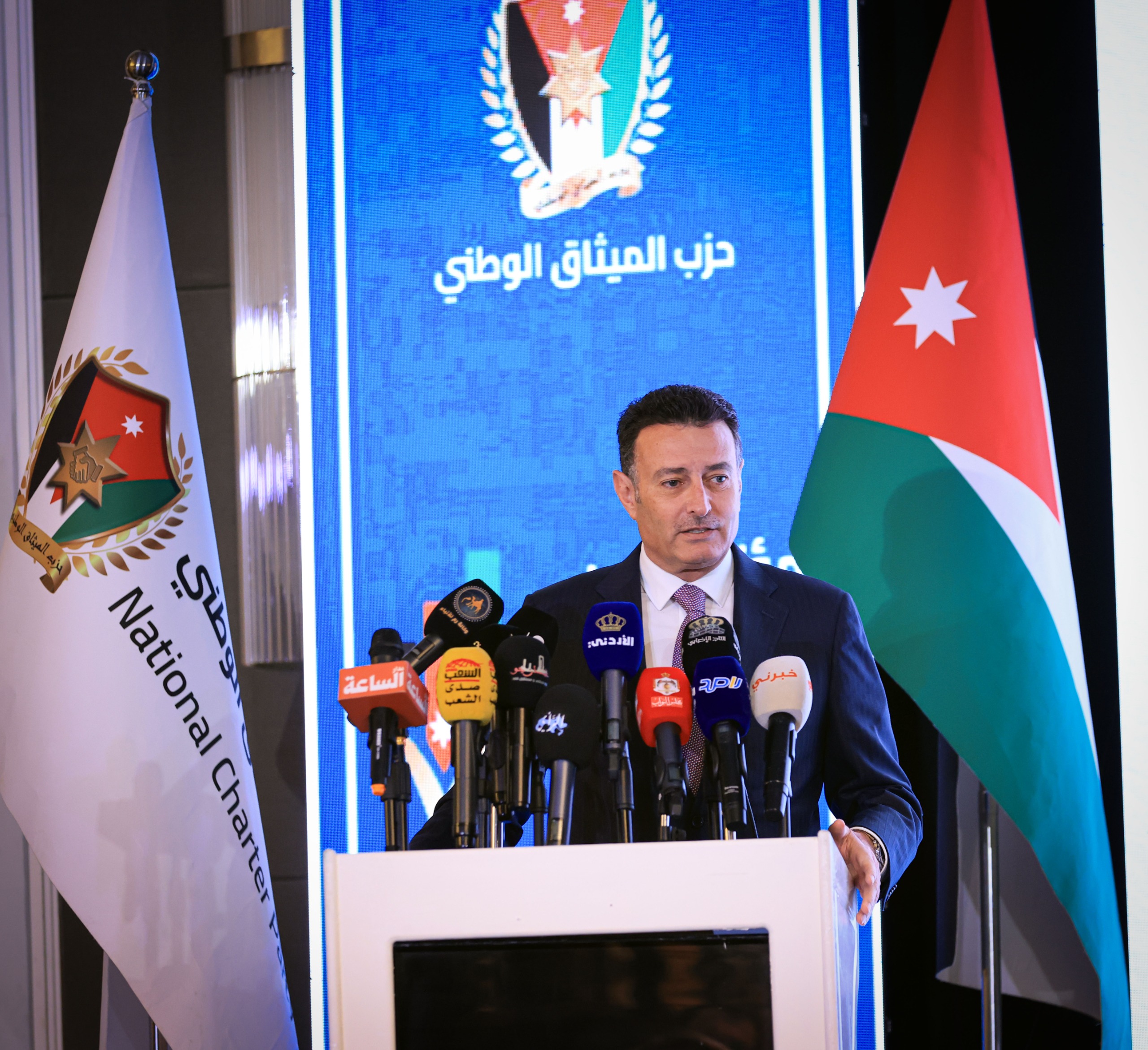 الصفدي يرعى مؤتمر الميثاق الاقتصادي الأول 