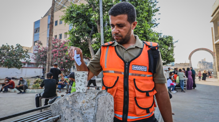 متحدث الدفاع المدني بغزة: لن آكل وأطفالنا جائعون 