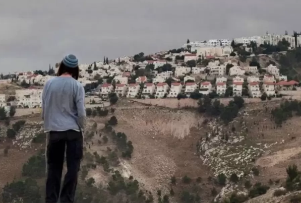 قانون السماح للمستوطنين شراء أراض بالضفة ..  تمهيد معلن للضم