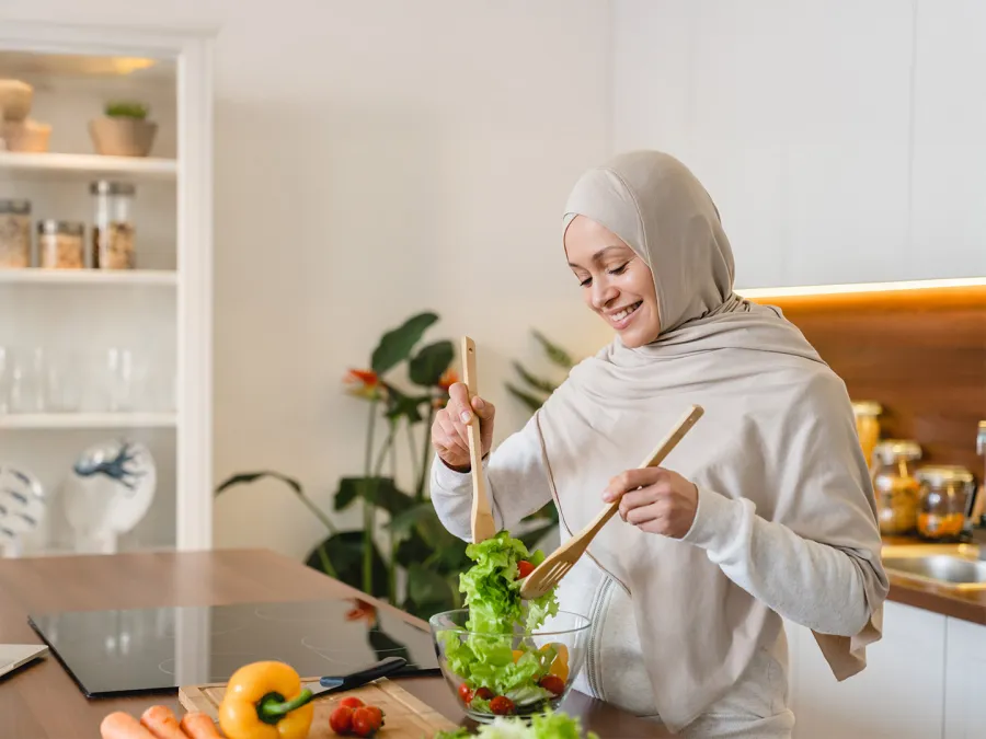 فوائد الخس في السحور: القيمة الغذائية وأثره الصحي على الجسم