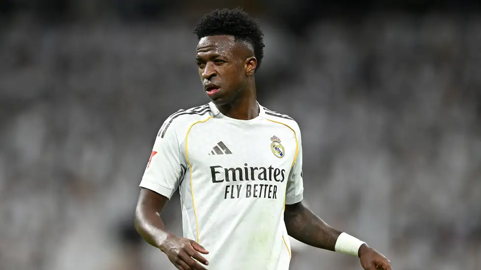 عرض مجنون من إنجلترا: 135 مليون إسترليني قد تُنهي قصة فينيسيوس مع ريال مدريد