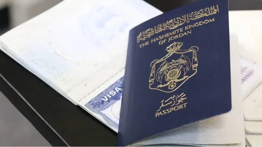 بريطانيا تعلن عن تأشيرة إلكترونية للأردنيين