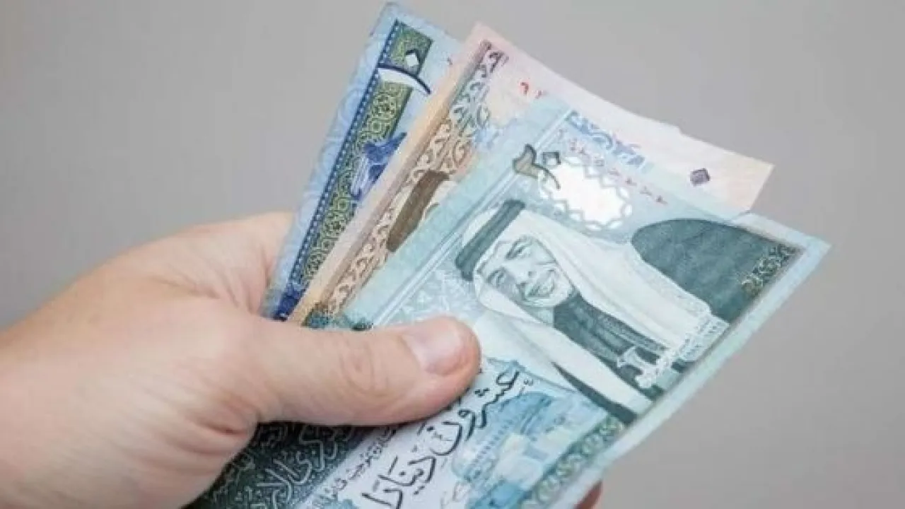 التربية تصرف المخصصات الشهرية لمنح طلبة الشمال في جامعات الجنوب