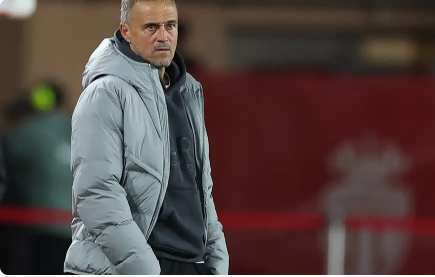 إنريكي يلوم لاعبيه: ارتكبنا الكثير من الأخطاء أمام موناكو