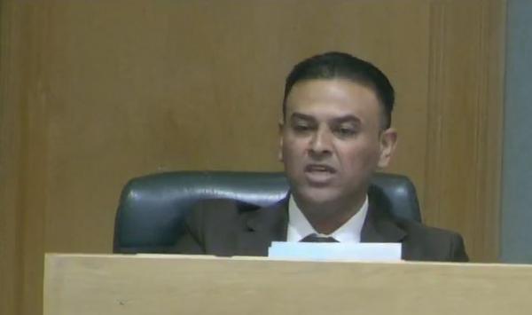 النائب المصري: نريد التخلص من الديون