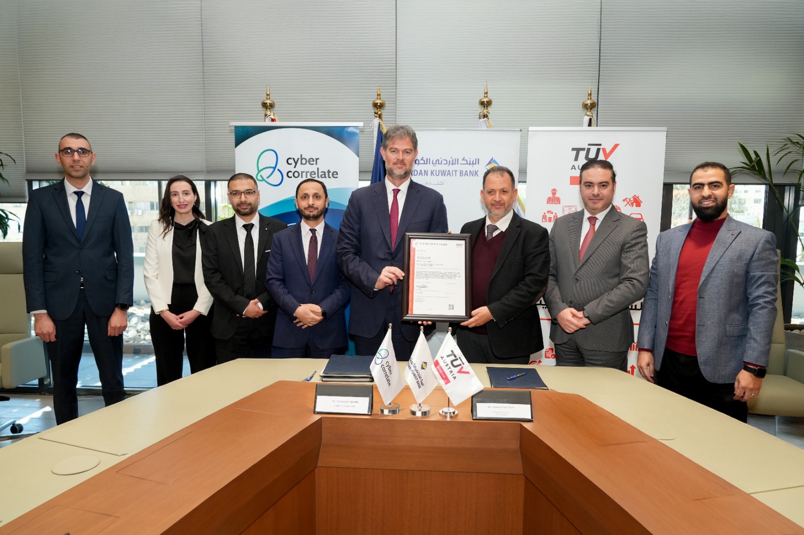 البنك الأردني الكويتي يحصل على شهادة المواءمة مع المعيار الدولي ISO في إدارة المخاطر