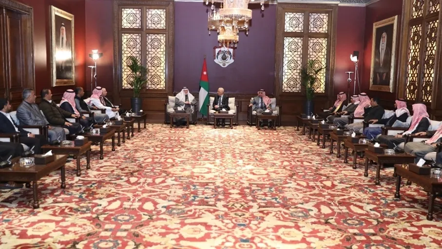 العيسوي: الملك يرسّخ نهجا سياسيا متوازنا في التعامل مع أزمات المنطقة 