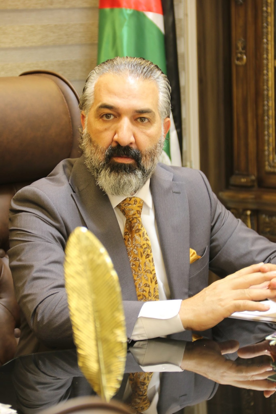 أبو رمان: مسؤولون يعطّلون مصالح الناس ويفرغون المواقع من معناها