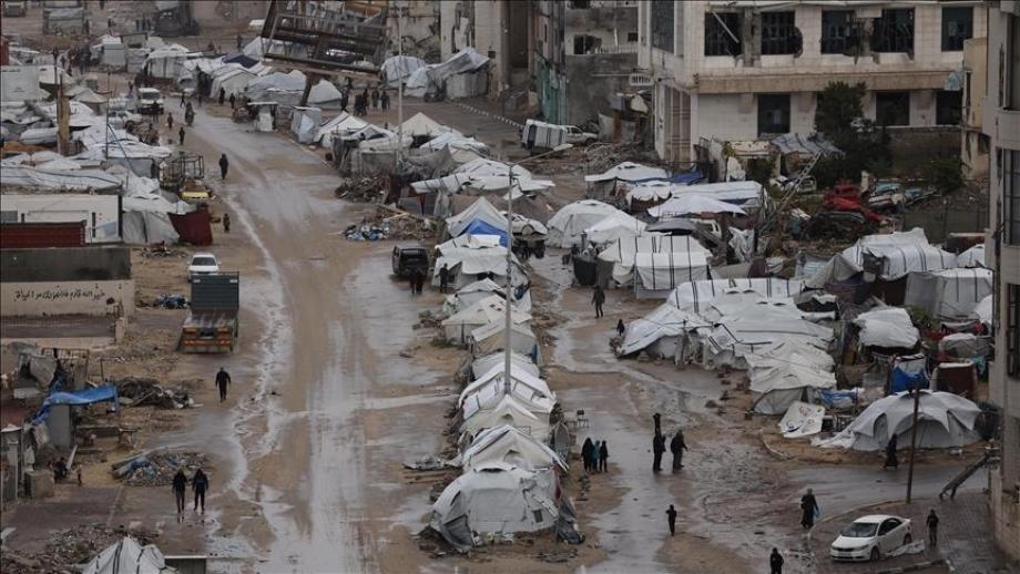 مياه الأمطار تكشف حجم دمار البنى التحتية في غزة  