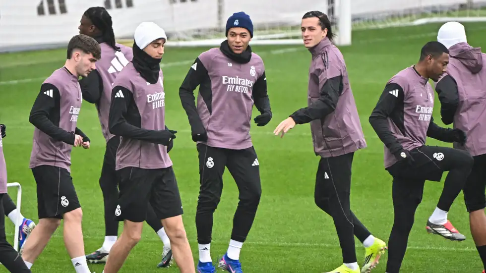 "سعرها مرتفع جدًا" ..  ما هو سر أقنعة لاعبي ريال مدريد؟