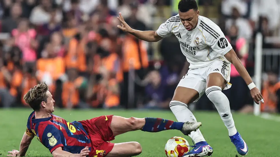 هيمنة مدريدية على تشكيل الليجا في يناير ..  ونجم برشلونة الأعلى تقييمًا