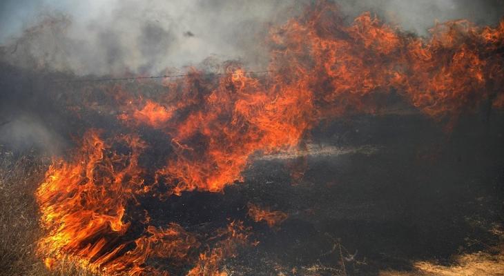 اندلاع حريق في مستوطنة بالشمال بسبب طائرات مسيرة