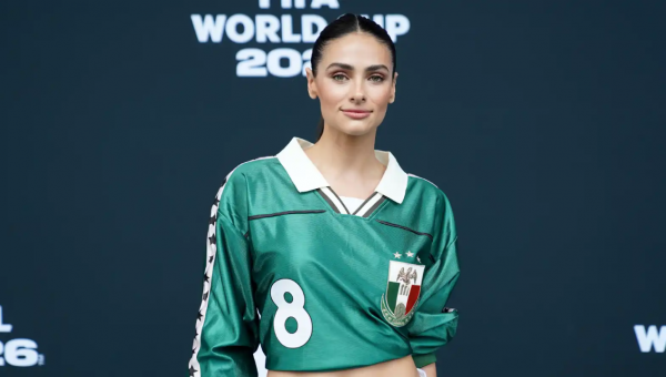 إطلالات ستريت ستايل مستوحاة من أجواء كأس العالم 2026
