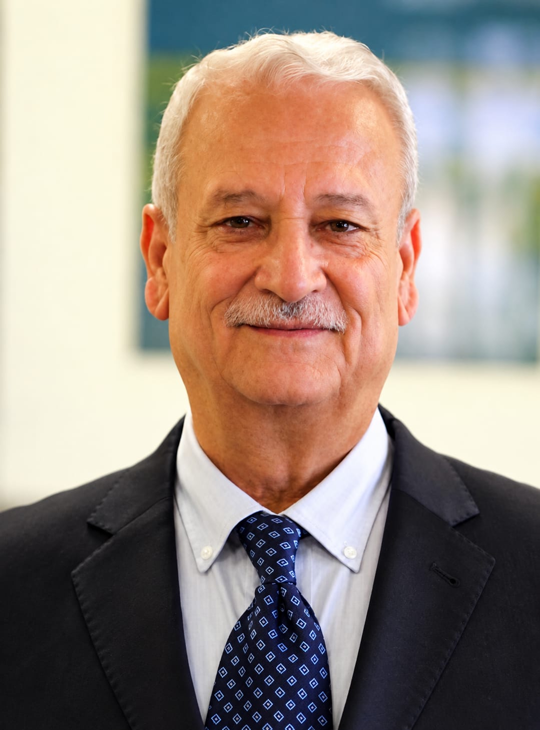 وفاة رئيس جامعة بيرزيت الأسبق الدكتور عبد اللطيف أبو حجلة