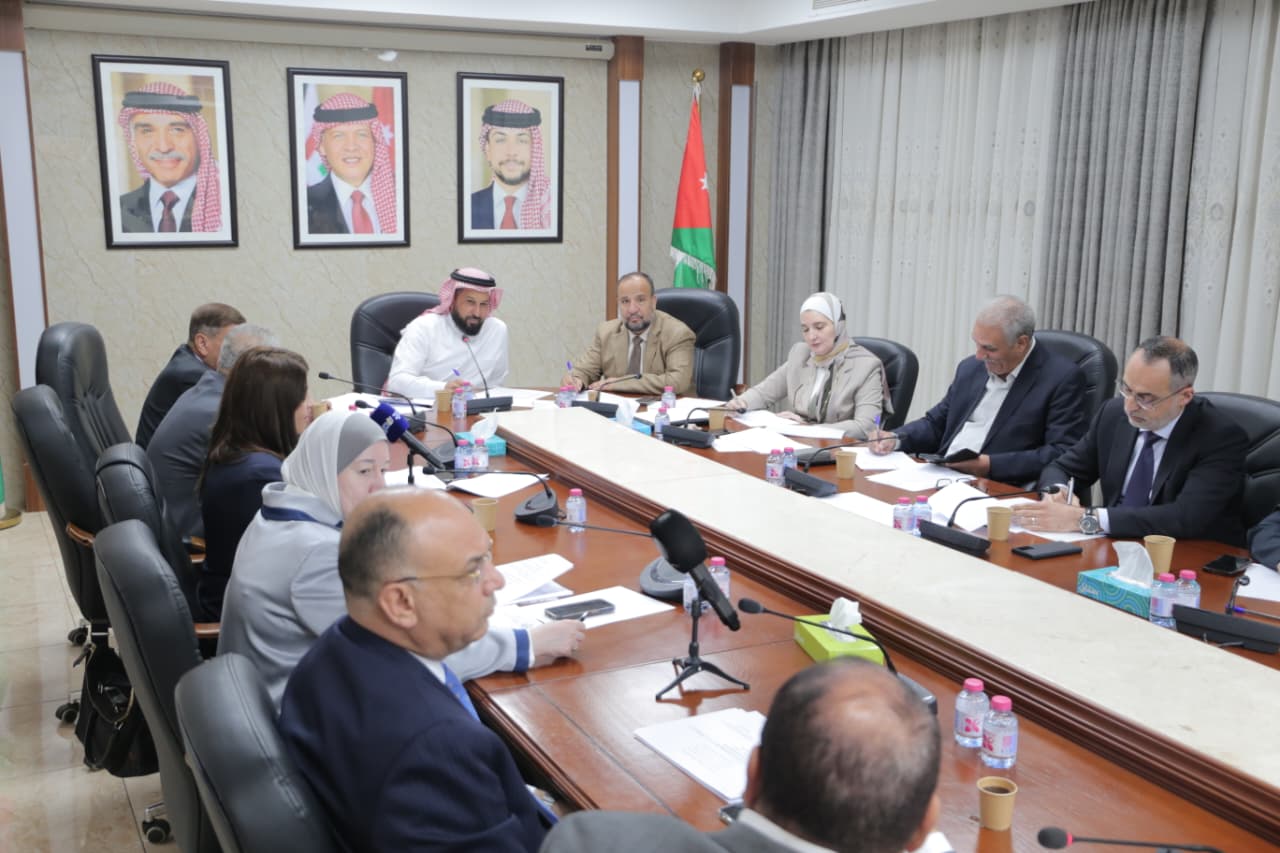 "التعليم النيابية" تواصل مناقشة "معدل الجامعات" وتستمع لملاحظات الجامعات الخاصة
