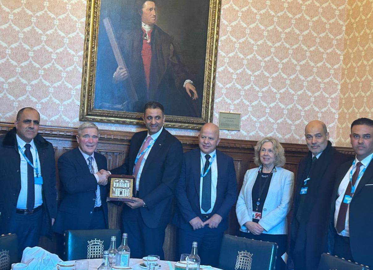 أبو حسان : الدبلوماسية البرلمانية يجب ان تساهم في جلب الاستثمارات