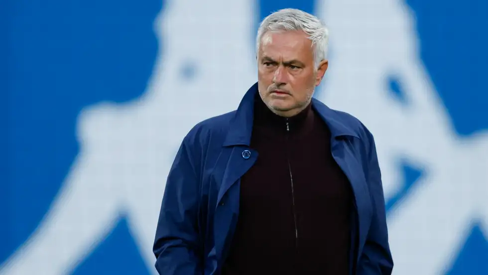 الاتفاق تم ..  الكشف عن مدة عقد مورينيو وموعد وصوله إلى مدريد