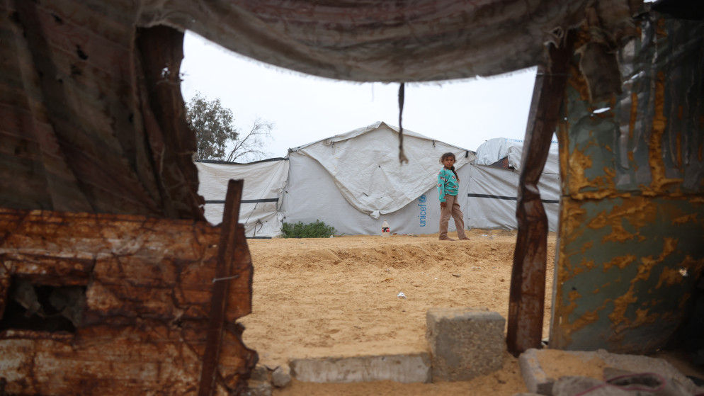 وزارة التنمية الاجتماعية في غزة : أقل من 1% فقط يستفيدون من البيوت المتنقلة