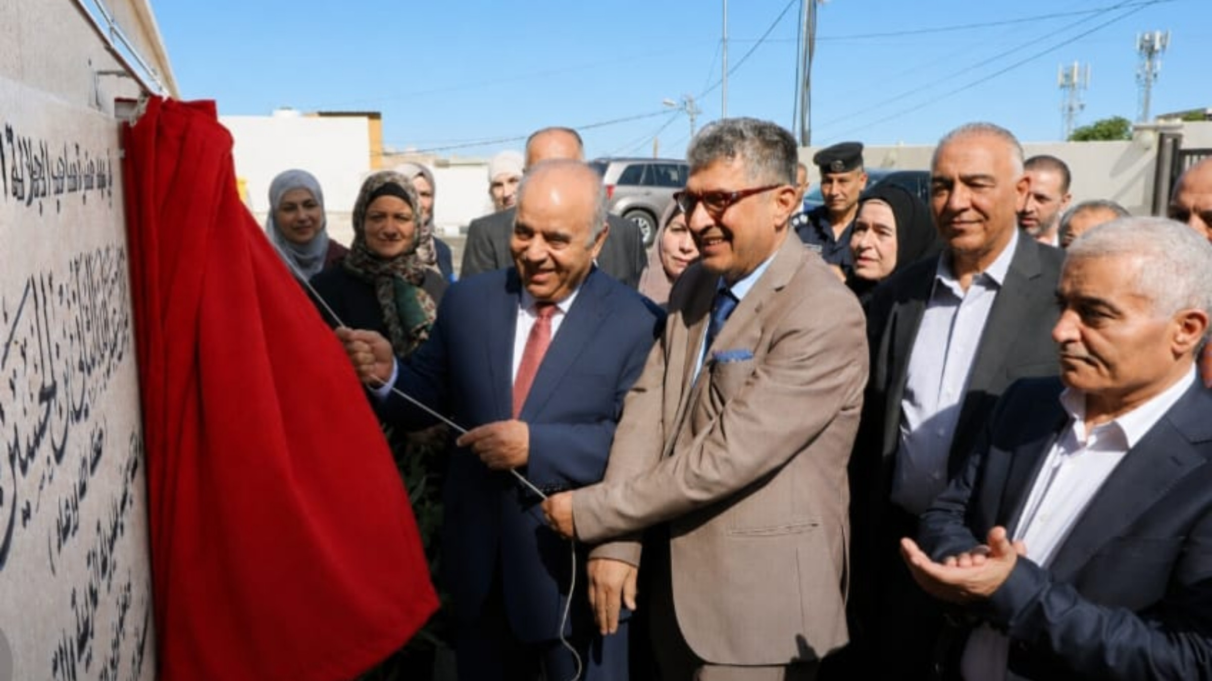 وزير التربية يفتتح المبنى الجديد لمديرية تربية لواء البترا 