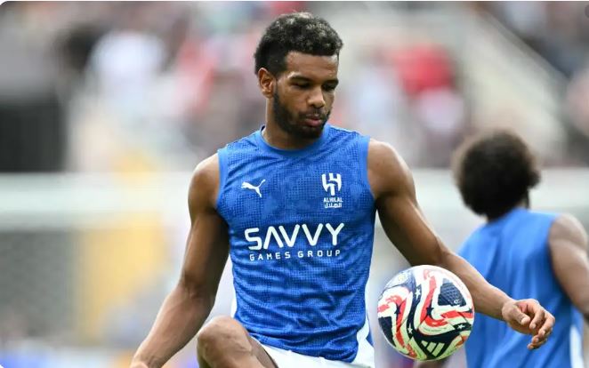 الهلال يعلن إصابة علي البليهي