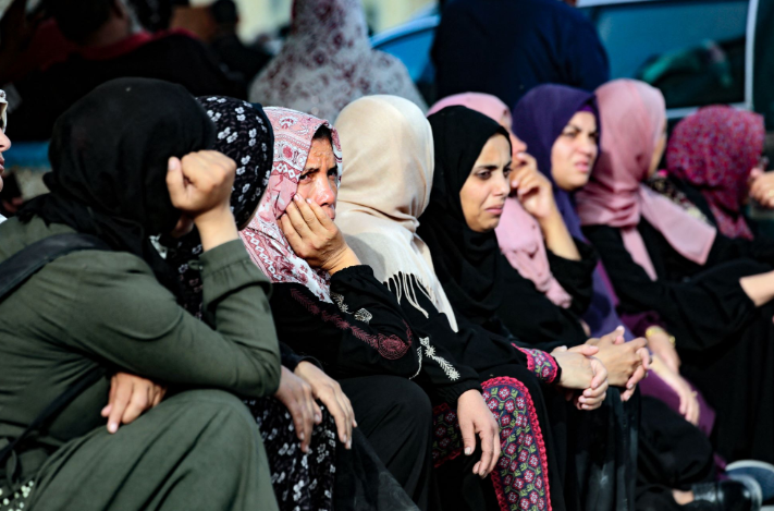 أمهات غزة .. بين ألم الفقد وقسوة الجوع ومعاناة النزوح