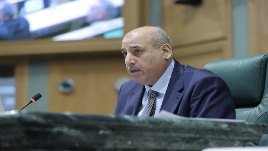 القاضي للعرموطي: لا تمدحوا حالكو كثير