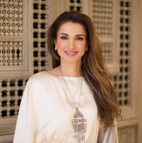 الحواتمة تهنئ الملكة رانيا بعيد ميلادها