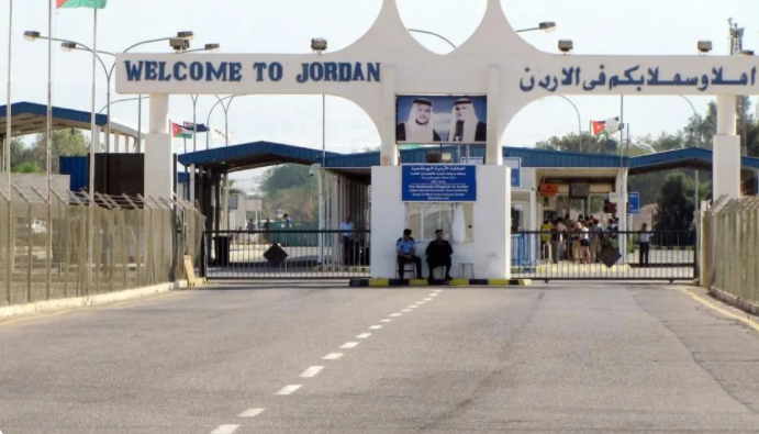تعديل ساعات عمل جسر الملك حسين في تواريخ محددة