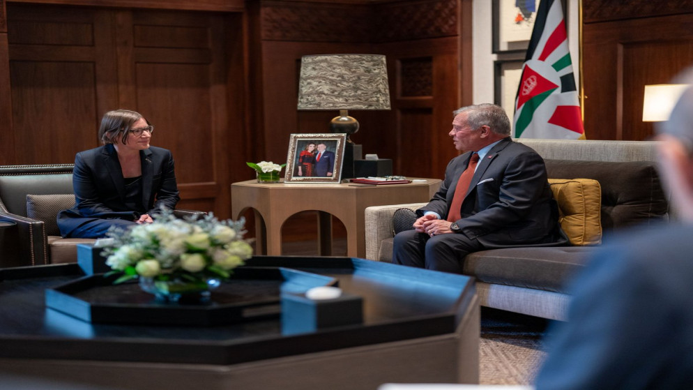 الملك: ضرورة الاحتكام للدبلوماسية في إنهاء الصراعات بالمنطقة