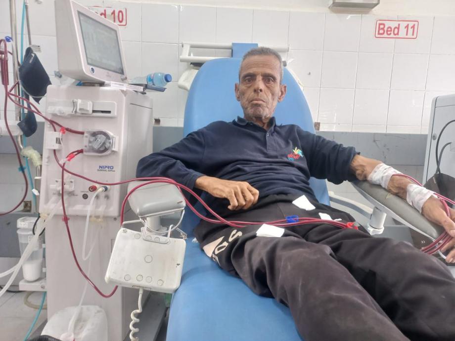 مرضى الكلى في غزَّة ..  الجوع ونقص العلاج يسرقان الحياة بصمت  