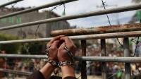 الحركة الأسيرة تسلم إدارة سجون الاحتلال قرار الإضراب عن الطعام في أول رمضان