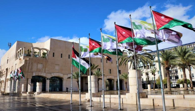 الشواربة يحدد دوام موظفي أمانة عمان من الأحد للخميس والسبت عطلة رسمية