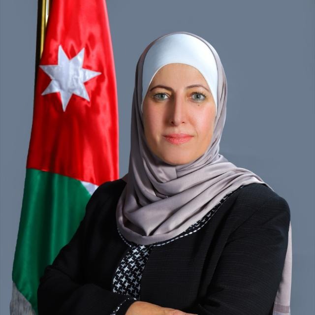 إحالة أمين عام سُلطة وادي الأردن المهندسة منار المحاسنة إلى التَّقاعد
