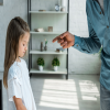 تسعة تصرفات من الأبوين تحطم الشخصية المستقبلية للطفل