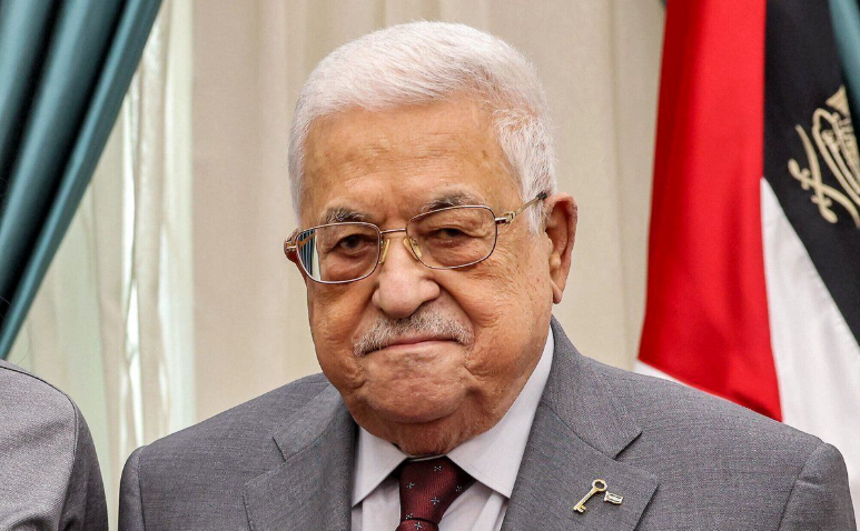 الرئيس محمود عباس يرحب بإعلان الرئيس ترمب بوقف الحرب