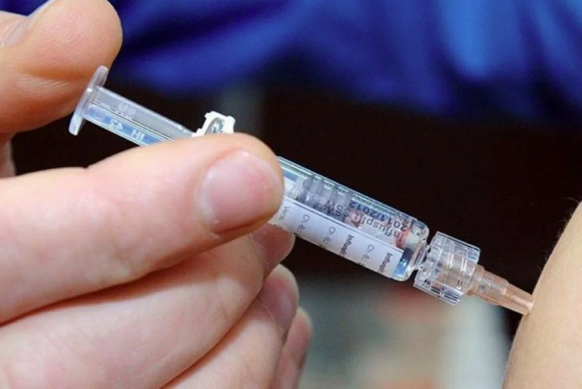 بعد زيادة الإصابات ..  الأردن يبدأ تطعيم الحماق للأطفال 