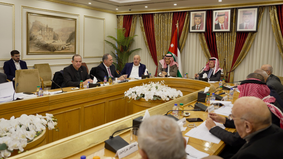 قانونية الأعيان تقر "معدل المعاملات الإلكترونية"