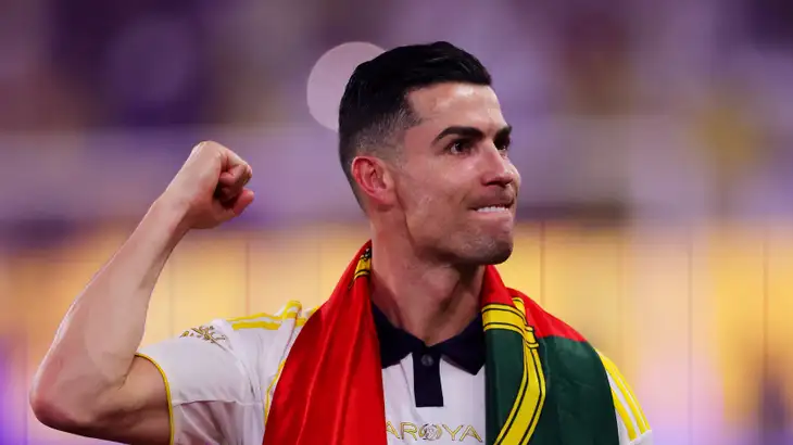 فرصة أخيرة ..  هل يشارك رونالدو في مباراة النصر والرياض؟
