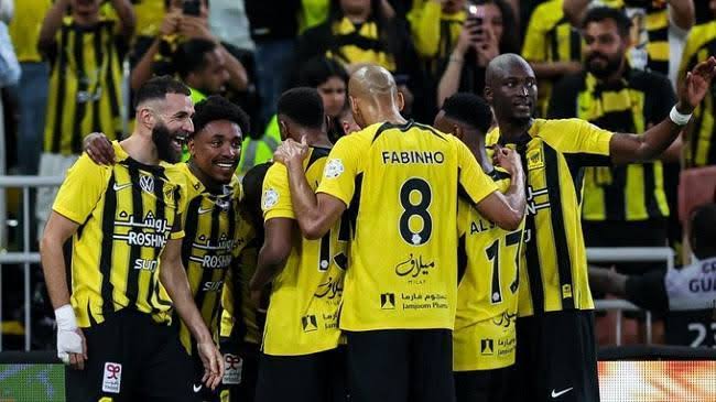 خماسي الشباب يدعم الاتحاد في التوقف