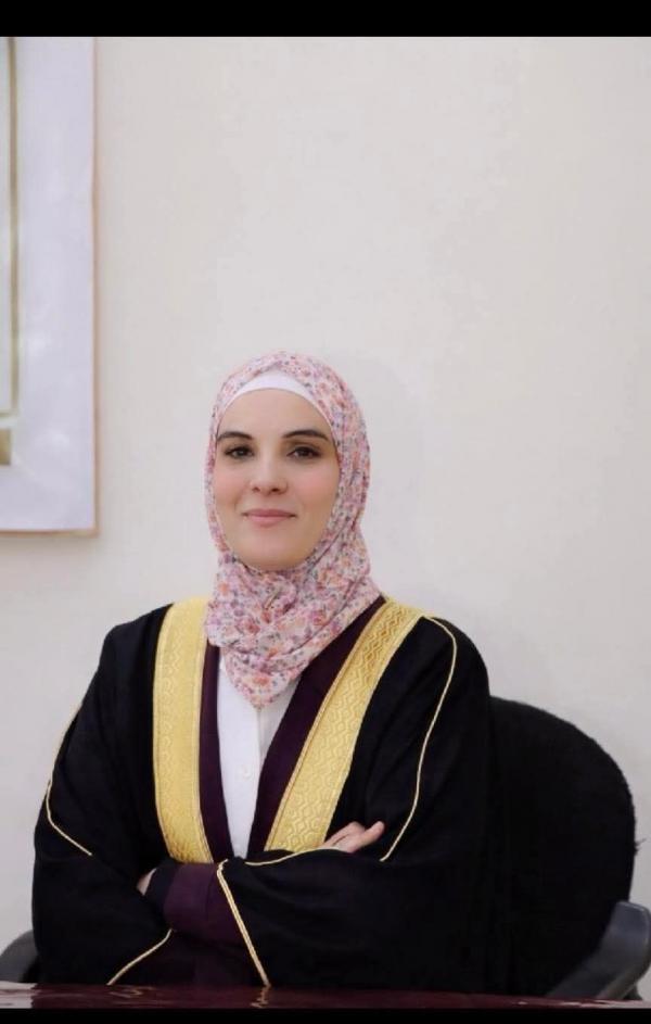 الدكتورة فاطمة التلاهين  ..  مبارك الترقية